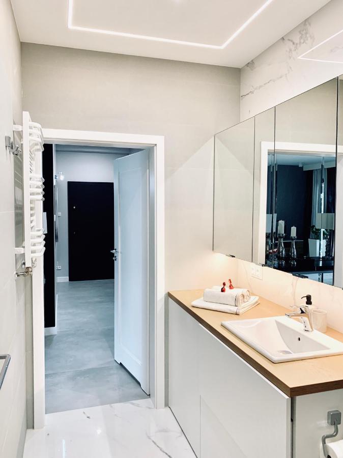 Zlota Luxury Apartments Warsaw Exterior photo